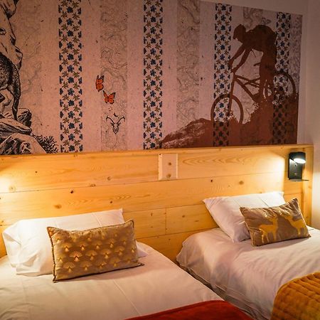 Le Petit Cerf Hotel Cervières Eksteriør billede