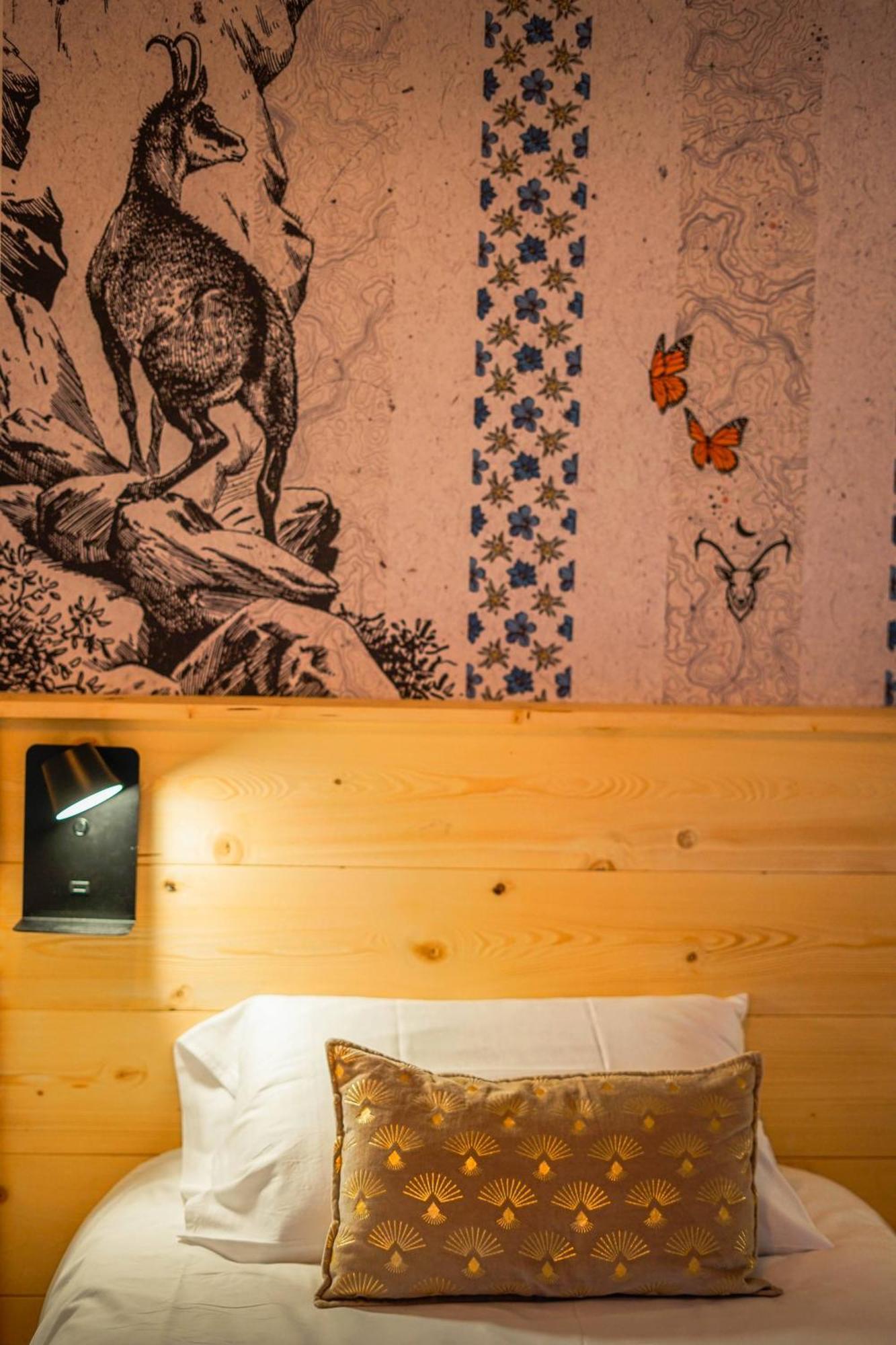 Le Petit Cerf Hotel Cervières Eksteriør billede